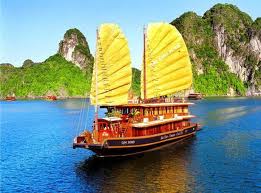 HA LONG BAY CRUISE 3 DAYS/ 2 NIGHTS ON DELUXE BAI THO JUNK GROUP TOUR